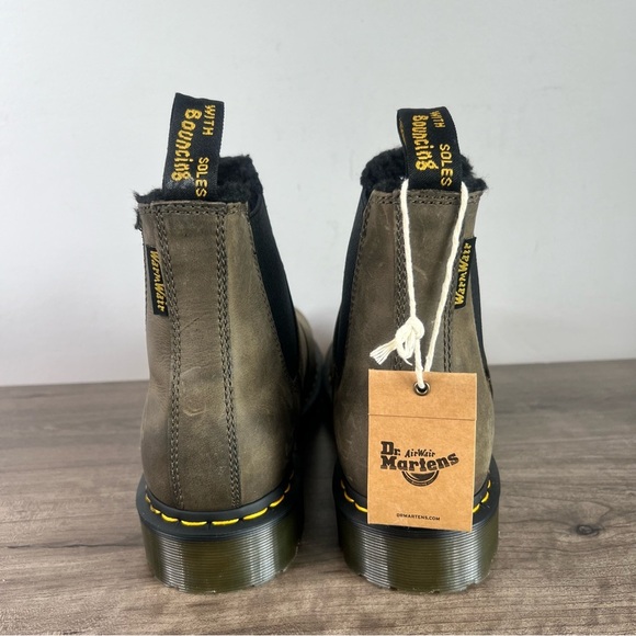 Dr. Martens 2976 Fleece Lined Olive Unisex Chelsea Boot Size 11 or 12 SKU#241009 - Picture 4 of 11